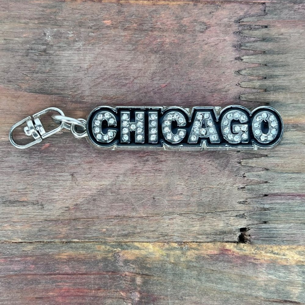 Silver Chicago Bling Key Chain Sparkly Gems Windy City Chi-Town 2”